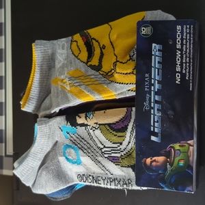 .. Disney no show socks shoe size 10-4